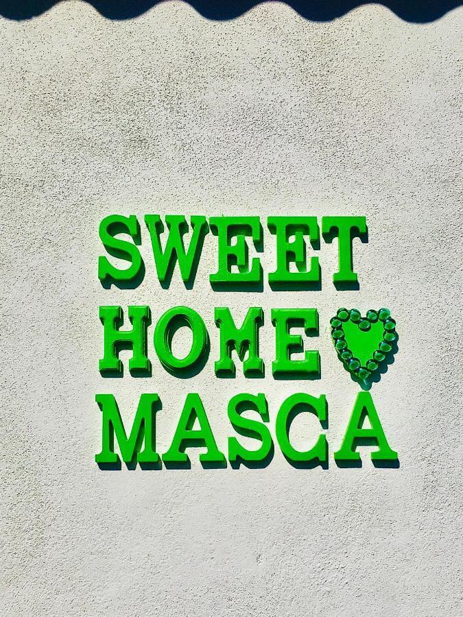 Sweet Home Маска Екстериор снимка